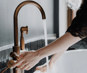 Simplify Your Skincare Routine: Embrace a Minimalistic Approach